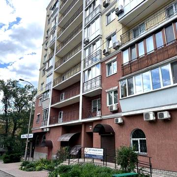 Продаю 2-х квартиру 53 на Куренівці, цегляний будинок 2010 року побудови