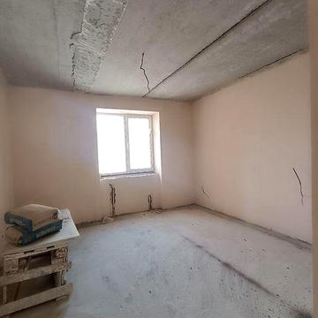 Продається 2-ох кімнатна квартира в центрі міста