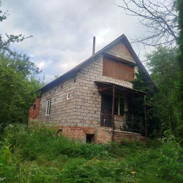 Дача, садовий будинок в м. Сторожинець, 0,12 га землі