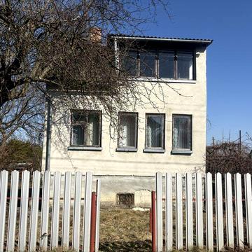 Будинок-дача,4 сотки, у місті