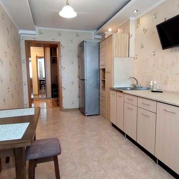 Здається 1-кв вул. Йови , 58м2,гарний стан, меблі побутова техніка, можна з дітьми , без тварин