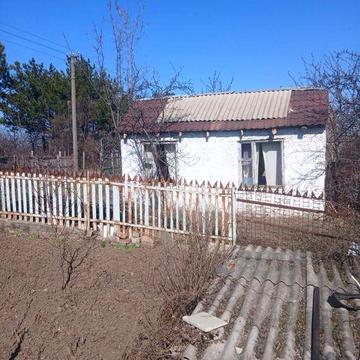 продам участок  с летним домиком Левшинский залив