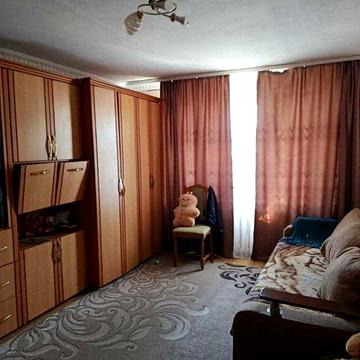 Обмін! 3-кімнатна квартира в Любешеві на 2-кімнатну квартиру в Луцьку. Розгляну варіанти.