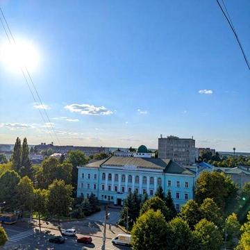 Продається 4х кімнатна квартира в цегляному будинку