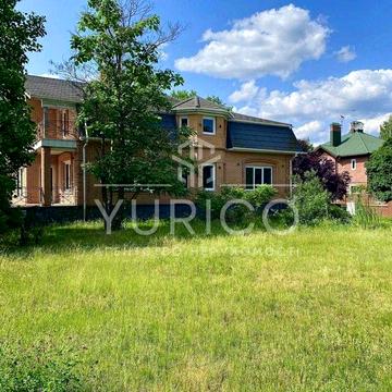 Козин. Продаж будинку 451,6 м.кв. 24 сотки землі.