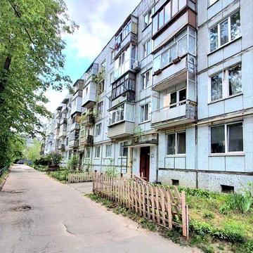 Продам 1 кімнатну квартиру в районі Бойова! Ціна знижена!