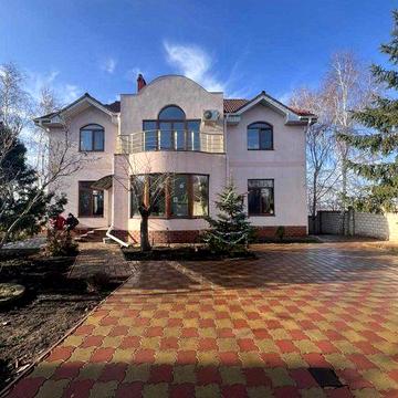 Капитальный дом на 10 сотках + Бизнес
