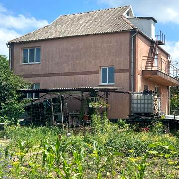 Будинок на Правому березі