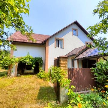 Капітальний будинок 174 м² (5 кімнати), з банею, гаражем та 18 сотками