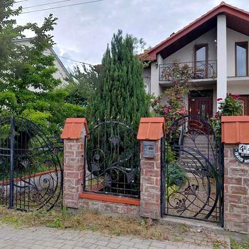 Частина будинку з ремонтом У Пасіках -Зубрицьких - 3 хв до Львова