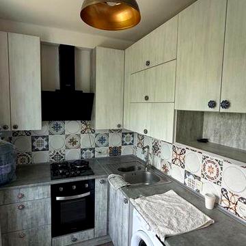 Продам 3-кімнатну квартиру. Правий берег. Черемушки.