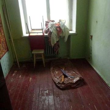 Продам 3к/к під ремонт СТАЛІНКА рн Яхтклуб  8 ПРИЧАЛ