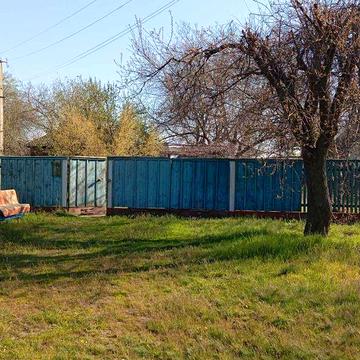Продаєця дом не далеко від моря