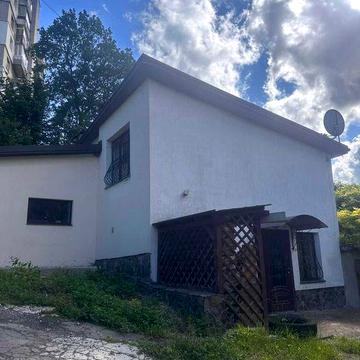 Продам будинок у Львові (м.Львів, вул. Майорівка 21а)