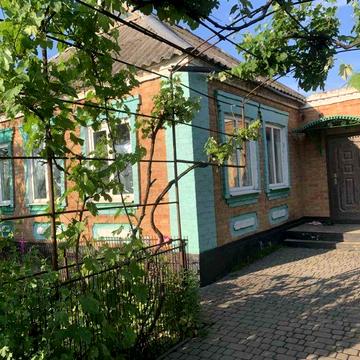 Продам хату в селі Раній ранок