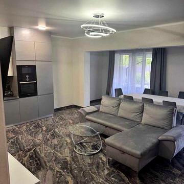 Оренда сучасного будинку 180м² — котеджне містечко «Щастя», Жуляни (Соломянський р-н)
