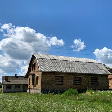 Продам хату, будова.