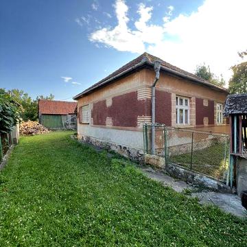 Будинок в селі Квасово