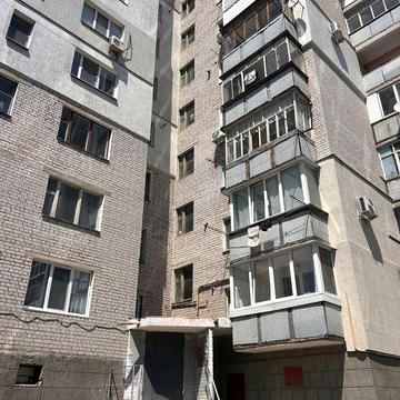 Продаж 4-х кімнатноі квартири в центрі міста