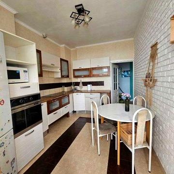 Продам квартиру в ЖК Фаворит 47м2 с ремонтом ЖК Фаворит