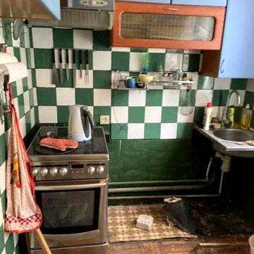 Продам 2 к. із. квартиру метро Холодна Гора 7 хв. пішки