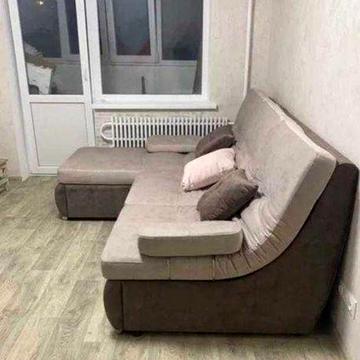 Продається 1-кімнатна квартира з капітальним ремонтом на Олексіївці.