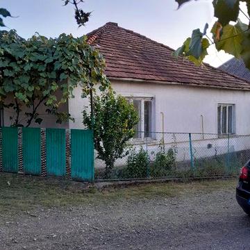 Продається затишний будинок у селі Вільховиця