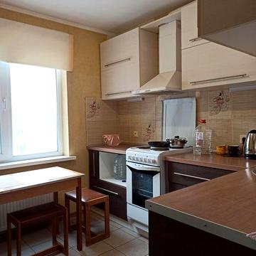Оренда 1 кімнатної квартири на Митниці