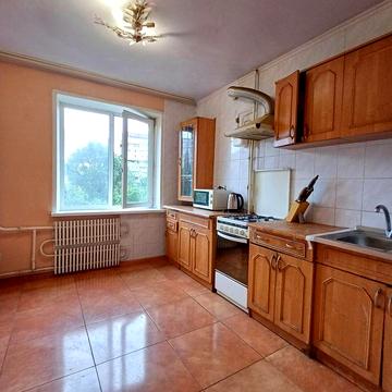Продам 3к квартиру,  трц Караван,  Березинка