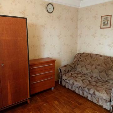 Продам 1 кімнатну квартиру Оболонський район