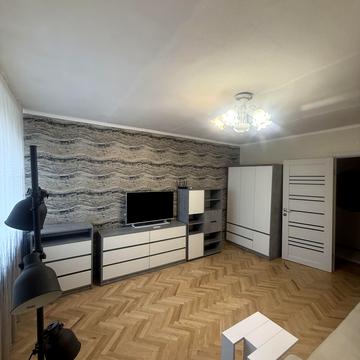 None 850.0 USD