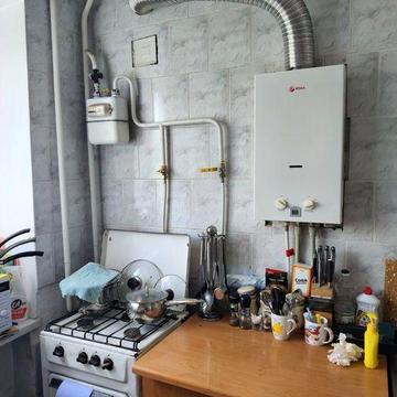 Продам 2 кімнатну квартиру Новомиколаївка (Ребро)