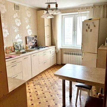 Продаж 4к квартири на Черемушках |3 поверх | Держпрограми