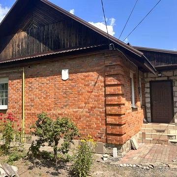 Крошня, продаж частини будинка з усіма зручностями