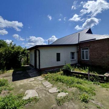 Здаю частину будинку по вул. Яблунська, газове опалення при відсутності світла