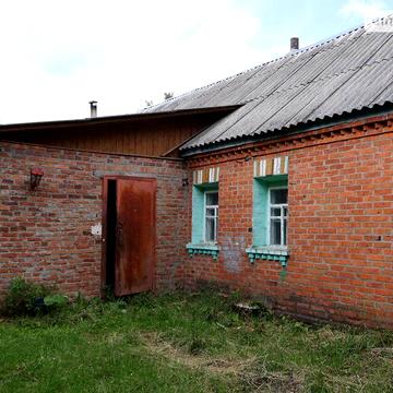 Продаж 3к Дім Миру вулиця