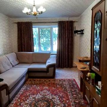 Продам 3 комнатную Чешку на Парусе