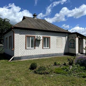 Продам будинок в м. Гребінка