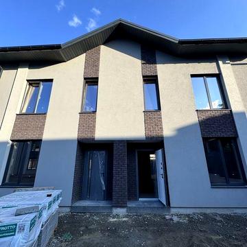 Продам таунхаус | Всі комунікації | Тераса | Центральний парк | Газ | Без комісії