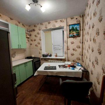 Продам 1-кімнатну  квартиру, 1-й поверх, с. Петропавлівське, Бориспільський район, Київська область