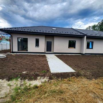 Продаж будинків  с. Погреби