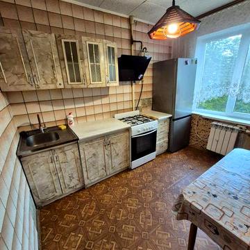 Пропонуємо в оренду трикімнатну квартиру вулиця Генерала Момота