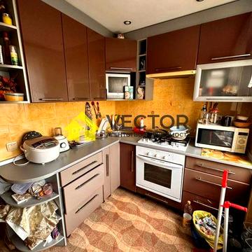 Продаж 1к квартири Покращеного Планування з Ремонтом.