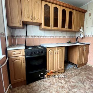 Продаж 2 к квартири в цегляному булинку