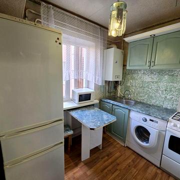 Здається в оренду 3-кімнатна квартира по вул. Незалежності
