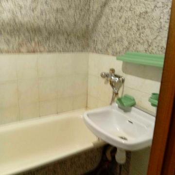 Продаю 1 ком. квартиру ул. Лазурная