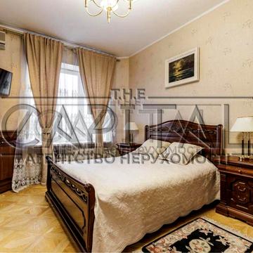 Продаж квартири 145м2 в центрі міста з паркомісцем в ціні Шевченківський район
