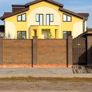 Для проживання та ведення бізнесу Центр міста Гарна локація