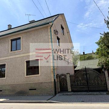 Продаж будинку вул. Ярошинська, 269м2
