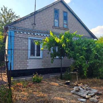 Продам 4кімн. будинок 8х9 на 55бл., м. Камянське